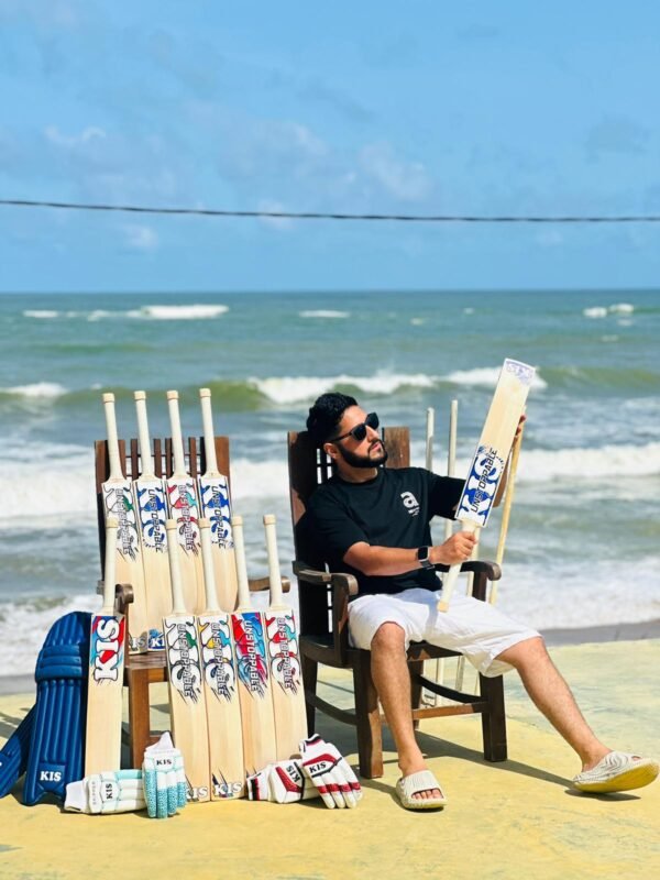 KIS Brand Bat - Image 2